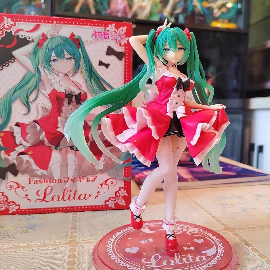 In Stock Hatsune Miku In A Wor - Model Kit Hatsune Miku ulasan dan harga